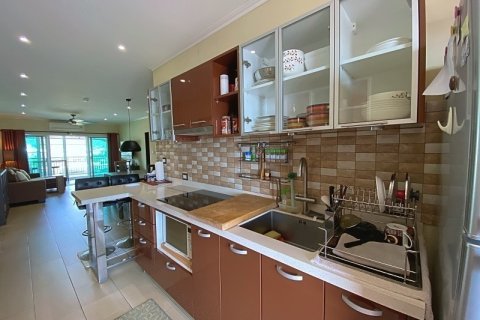 Condominio de 2 dormitorios en Hua Hin, Tailandia № 168435 - foto 3