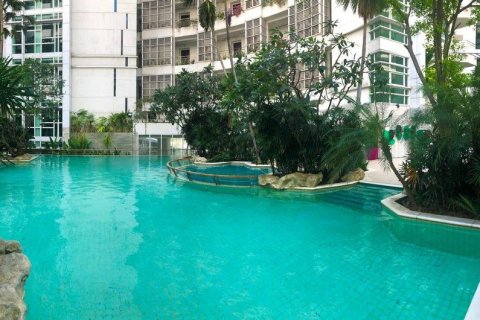 Condominio de 2 dormitorios en Pathum Wan, Bangkok, Tailandia № 155197 - foto 11