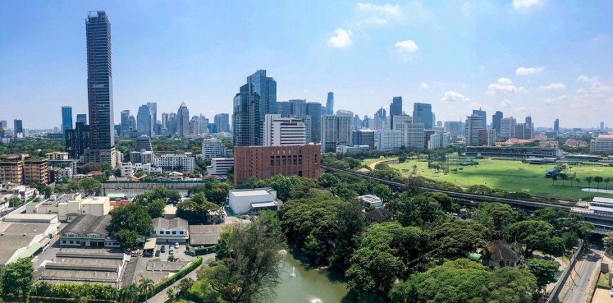 Condominio de 2 dormitorios en Pathum Wan, Bangkok, Tailandia № 155197