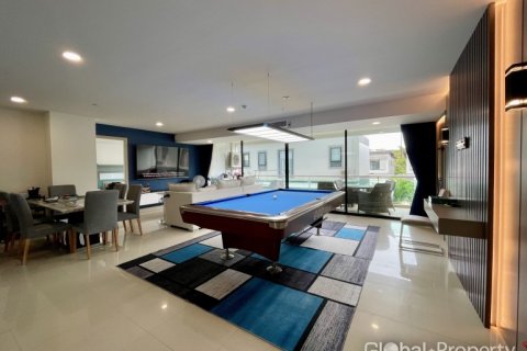 Condominio de 1 dormitorio en Pattaya, Tailandia № 144575 - foto 14