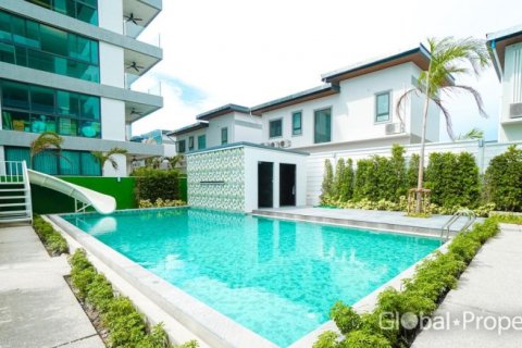 Condominio de 1 dormitorio en Pattaya, Tailandia № 144575 - foto 5