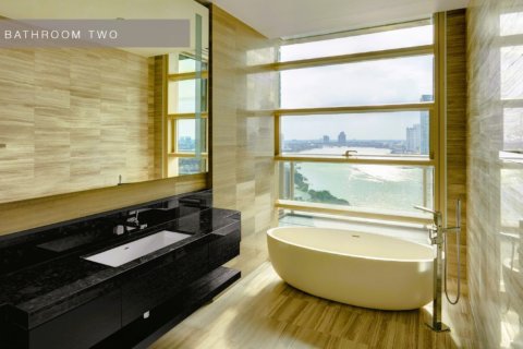 Condominio de 5 dormitorios en Bangkok, Tailandia № 180762 - foto 17