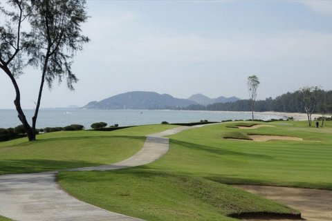 Casa de 6 dormitorios en Hua Hin, Tailandia № 180758 - foto 13