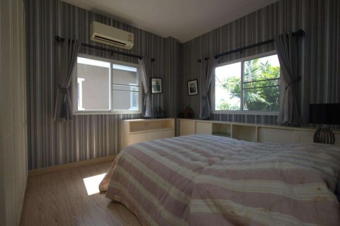 Casa de 3 dormitorios en Chiang Mai, Tailandia № 190877 - foto 9