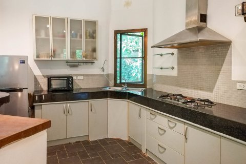 Casa de 5 dormitorios en Chiang Mai, Tailandia № 190875 - foto 9