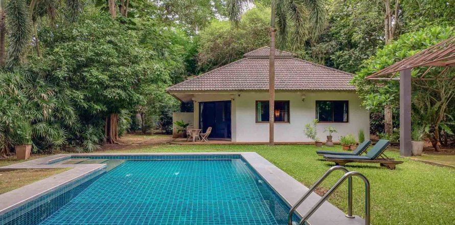 Casa de 5 dormitorios en Chiang Mai, Tailandia № 190875