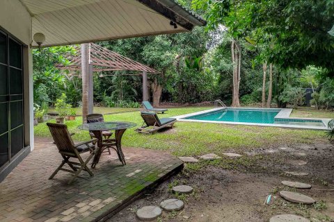 Casa de 5 dormitorios en Chiang Mai, Tailandia № 190875 - foto 6