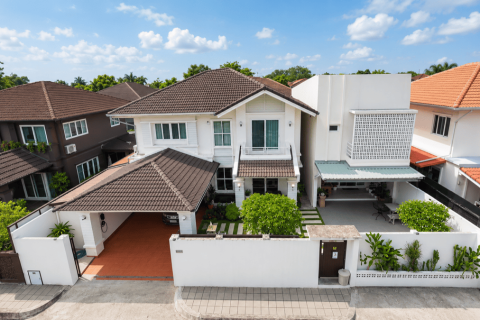 Haus in Chiang Mai, Thailand 5 Schlafzimmer № 190878