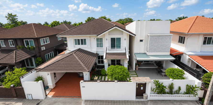 Casa de 5 dormitorios en Chiang Mai, Tailandia № 190878