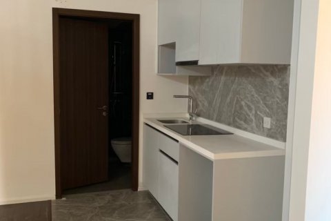 Condominio de 2 dormitorios en Phra Khanong, Bangkok, Tailandia № 134089 - foto 4
