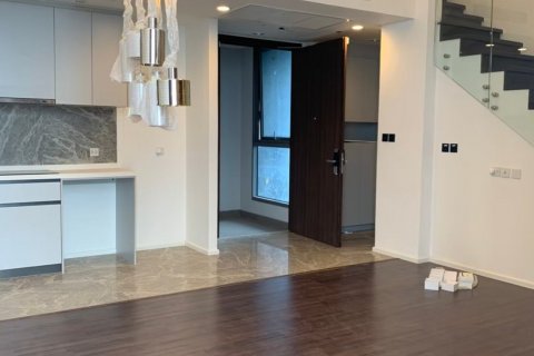 Condominio de 2 dormitorios en Phra Khanong, Bangkok, Tailandia № 134089 - foto 3