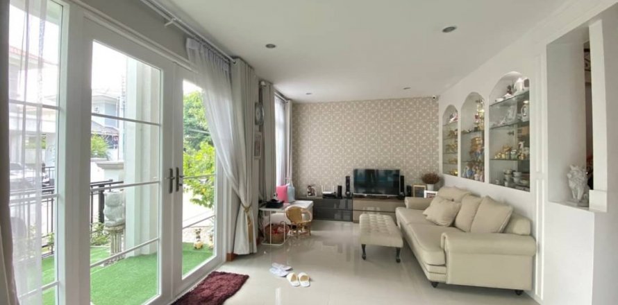 Chalet de 4 dormitorios en Prawet, Bangkok, Tailandia № 134087