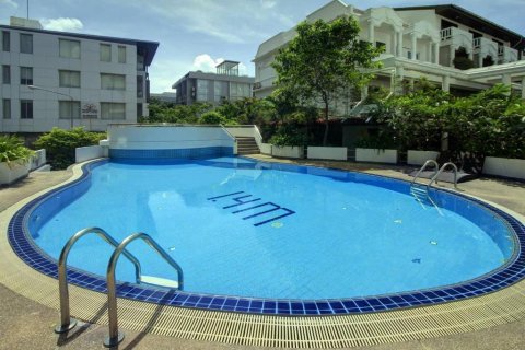 Apartamento de 5 habitaciones en Pattaya, Tailandia № 159795 - foto 21