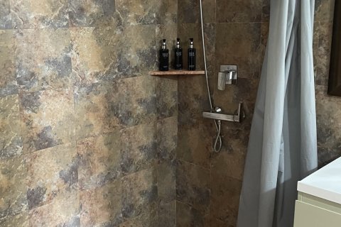 Apartamento de 5 habitaciones en Pattaya, Tailandia № 159795 - foto 16