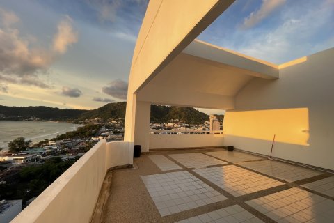 Apartamento de 5 habitaciones en Pattaya, Tailandia № 159795 - foto 24