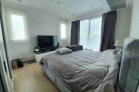 Condominio de 2 dormitorios en Thonburi, Bangkok, Tailandia № 183412 - foto 9
