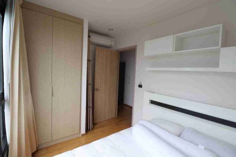 Condominio de 2 dormitorios en Thonburi, Bangkok, Tailandia № 183413 - foto 7