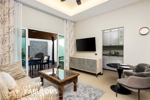 Chalet de 1 dormitorio en Bang Tao, Tailandia № 179505 - foto 2