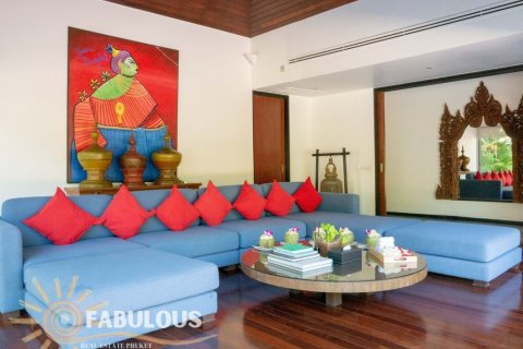 Chalet de 4 dormitorios en Bang Tao, Tailandia № 179506 - foto 10