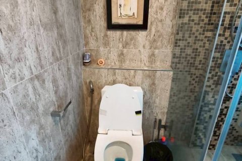 Apartamento de 2 habitaciones en Pattaya, Tailandia № 203449 - foto 9