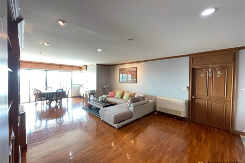 Condominio de 3 dormitorios en Bangkok, Tailandia № 190124 - foto 6