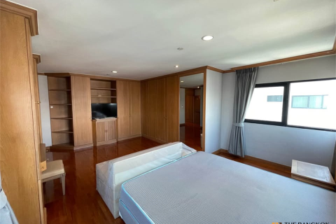 Condominio de 3 dormitorios en Bangkok, Tailandia № 190124 - foto 9