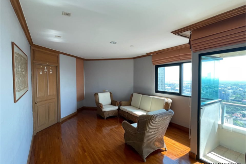 Condominio de 3 dormitorios en Bangkok, Tailandia № 190124 - foto 8