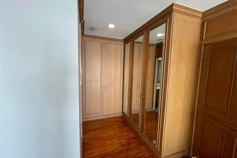 Condominio de 3 dormitorios en Bangkok, Tailandia № 190124