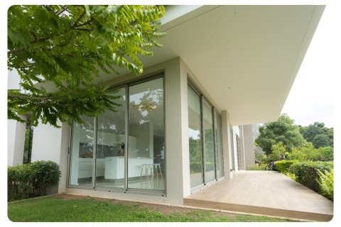 Condominio de 2 dormitorios en Pattaya, Tailandia № 165098 - foto 4