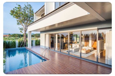 Chalet de 3 dormitorios en Hua Hin, Tailandia № 165102 - foto 15