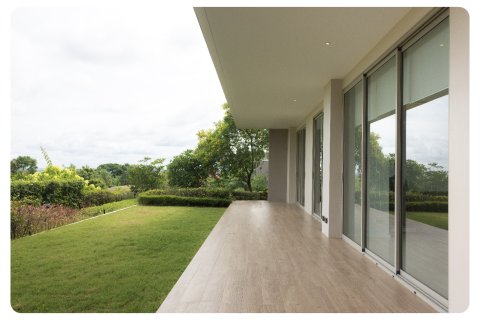 Condo in Pattaya, Thailand, 2 bedrooms № 165097 - photo 9