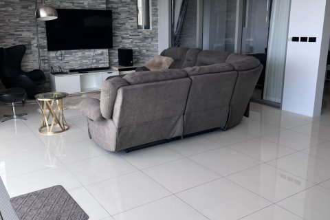 Apartamento de 2 dormitorios en Phuket, Tailandia № 162994 - foto 6