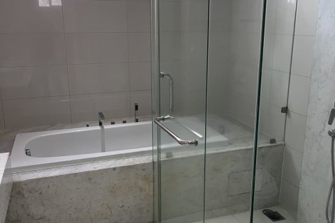 Apartamento de 2 dormitorios en Phuket, Tailandia № 162994 - foto 19