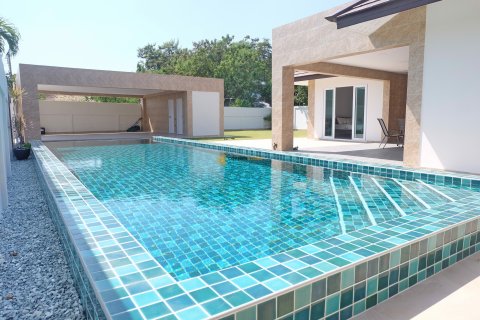 Estudio en Bang Lamung, Tailandia № 116781 - foto 4