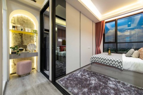 Condo in Bangkok, Thailand, 2 bedrooms  № 166751 - photo 12