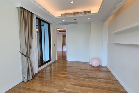 Eigentumswohnung in Watthana, Bangkok, Thailand, 4 Schlafzimmer № 201188 - Foto 12