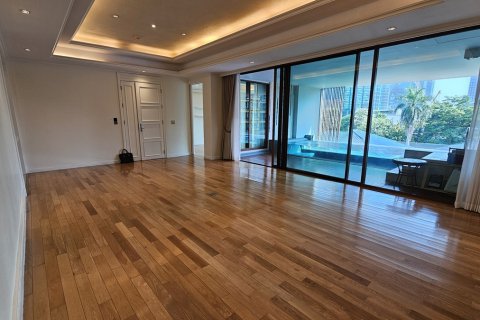 Eigentumswohnung in Watthana, Bangkok, Thailand, 4 Schlafzimmer № 201188 - Foto 19