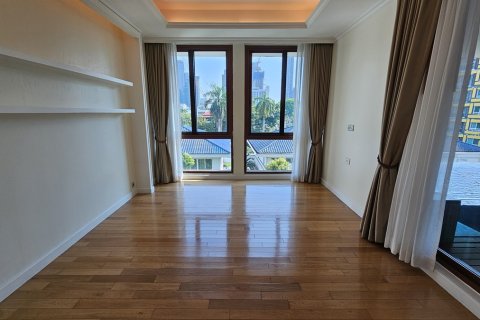 Eigentumswohnung in Watthana, Bangkok, Thailand, 4 Schlafzimmer № 201188 - Foto 13