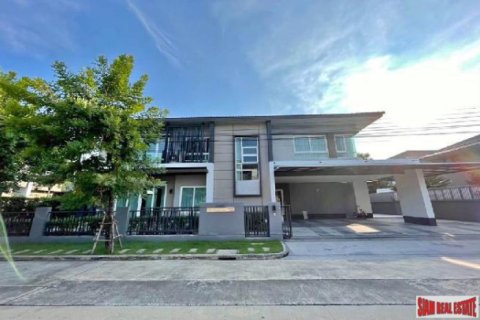 Maison à Bang Na, Bangkok, Thaïlande 4 chambres № 203171