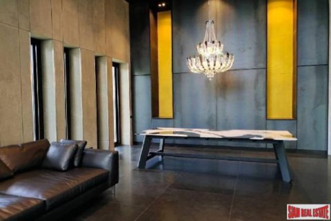 Chalet de 5 dormitorios en Bangkok, Tailandia № 203177 - foto 4