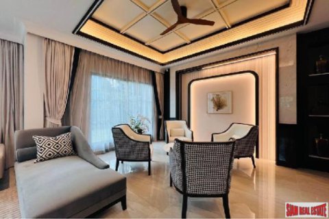 Casa de 4 dormitorios en Lat Krabang, Bangkok, Tailandia № 203172 - foto 5