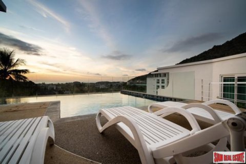 Apartamento de 2 dormitorios en Kata, Tailandia № 203175 - foto 3