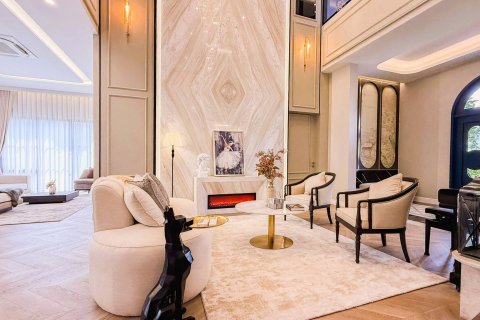 Haus in Bangkok, Thailand 4 Schlafzimmer № 181135
