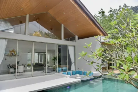 Chalet de 3 dormitorios en Phuket, Tailandia № 163911 - foto 12