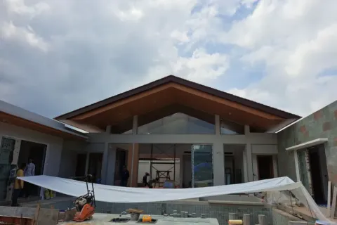 Chalet de 3 dormitorios en Phuket, Tailandia № 163911 - foto 24