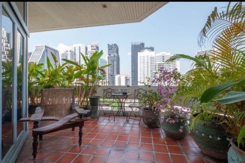 Condominio de 2 dormitorios en Bangkok, Tailandia № 163907 - foto 4