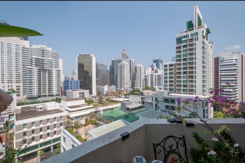 Condominio de 2 dormitorios en Bangkok, Tailandia № 163907 - foto 15