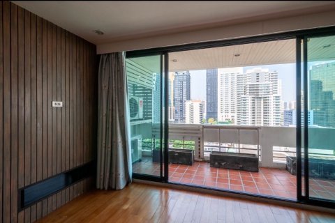 Condominio de 2 dormitorios en Bangkok, Tailandia № 163907 - foto 3