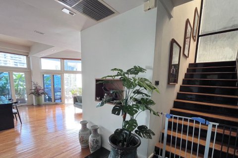 Condominio de 2 dormitorios en Bangkok, Tailandia № 163907 - foto 7