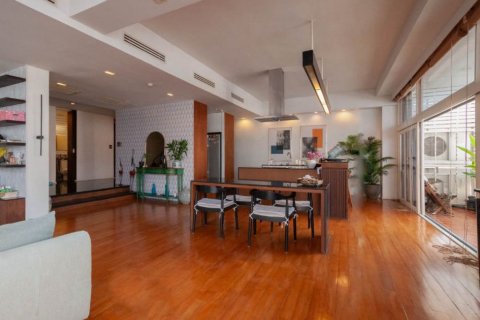 Condominio de 2 dormitorios en Bangkok, Tailandia № 163907 - foto 2